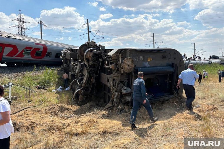 Поезд сошел с рельсов в Волгоградской области. Фоторепортаж